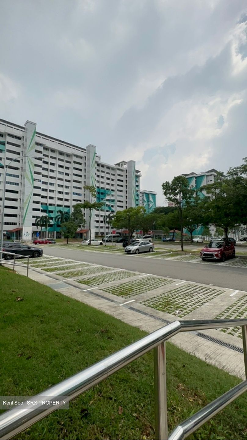Bedok North Avenue 3 (D16), Shop House #602311821